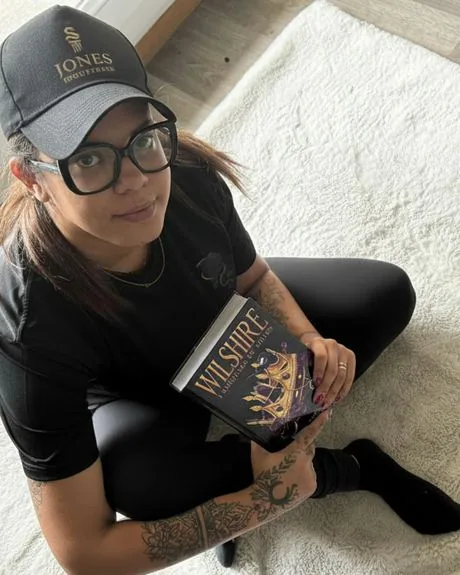 Yudith Jugla avec son livre Wilshire